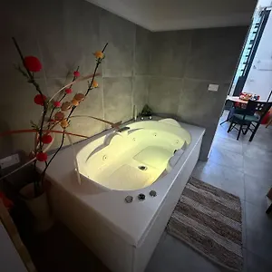 https://cammileddi-mini-suite.catania-hotels.net