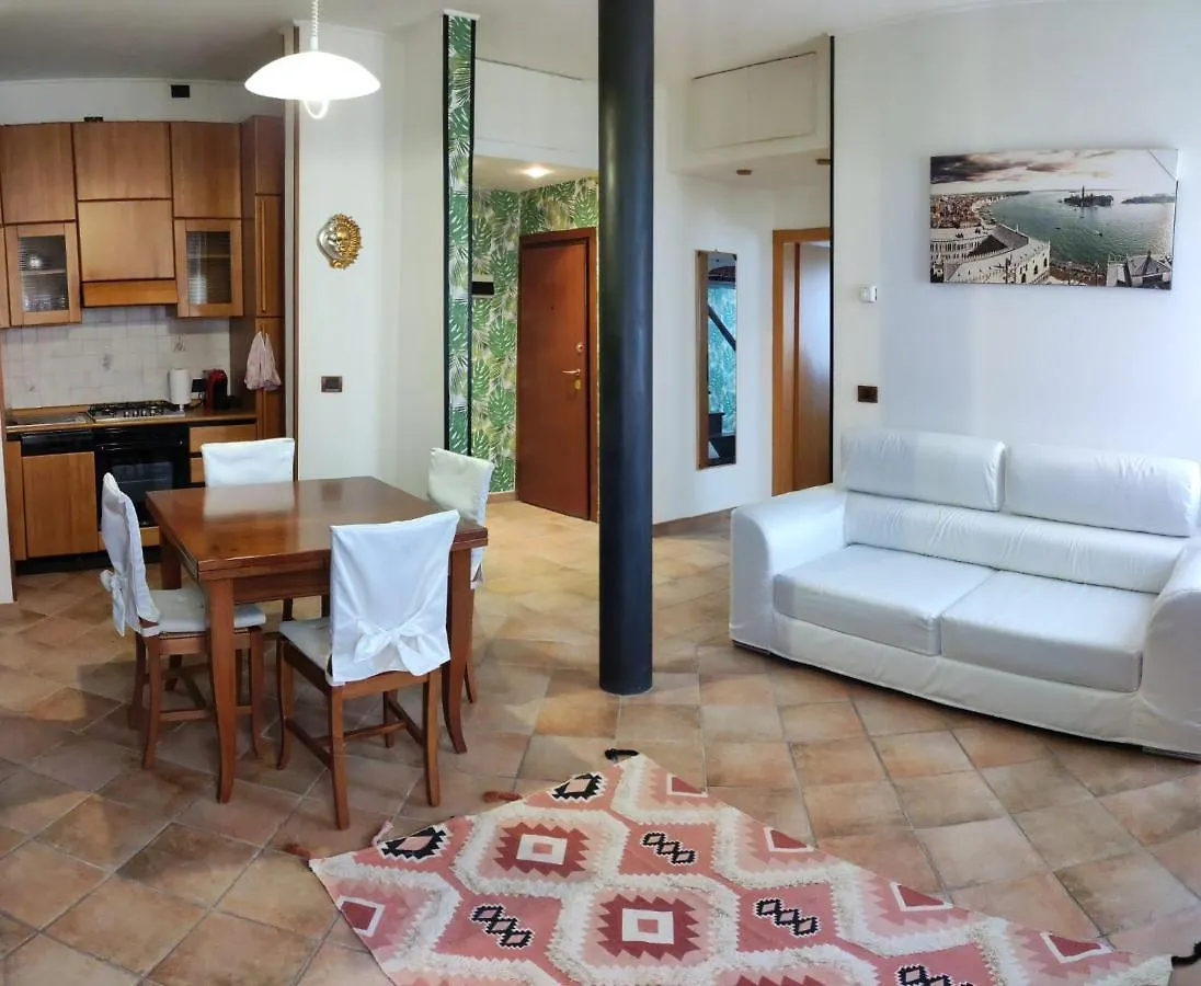 Sarika House Apartment Mestre